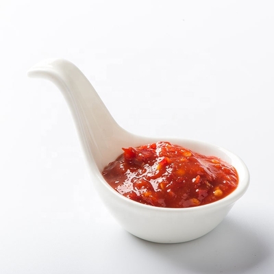 Salsa china de chili caliente Sriracha perfecta para la forma de pastel y las instrucciones de comida